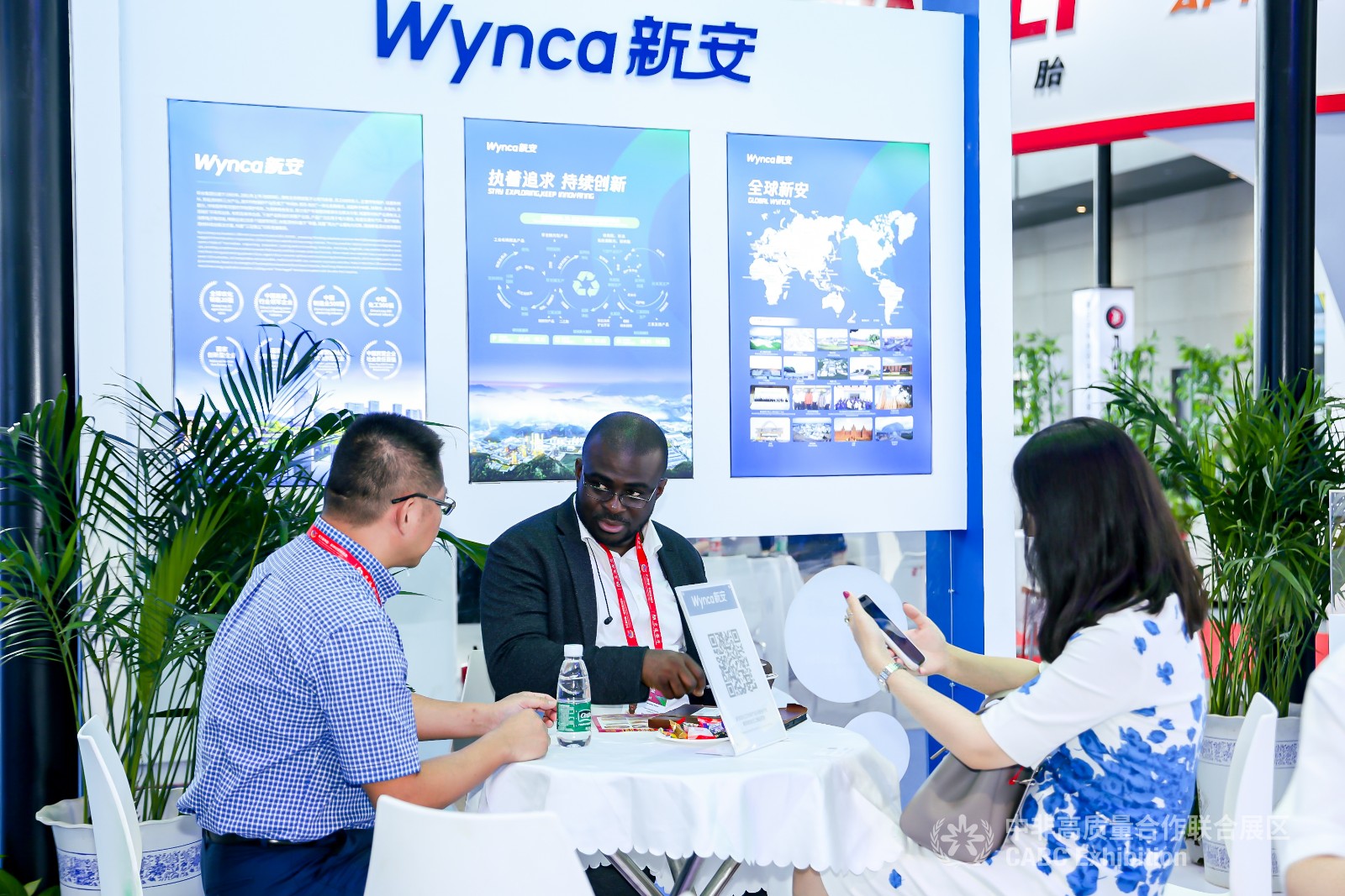 1688376504665911RowJ.jpg 1688376504665911RowJ.jpg