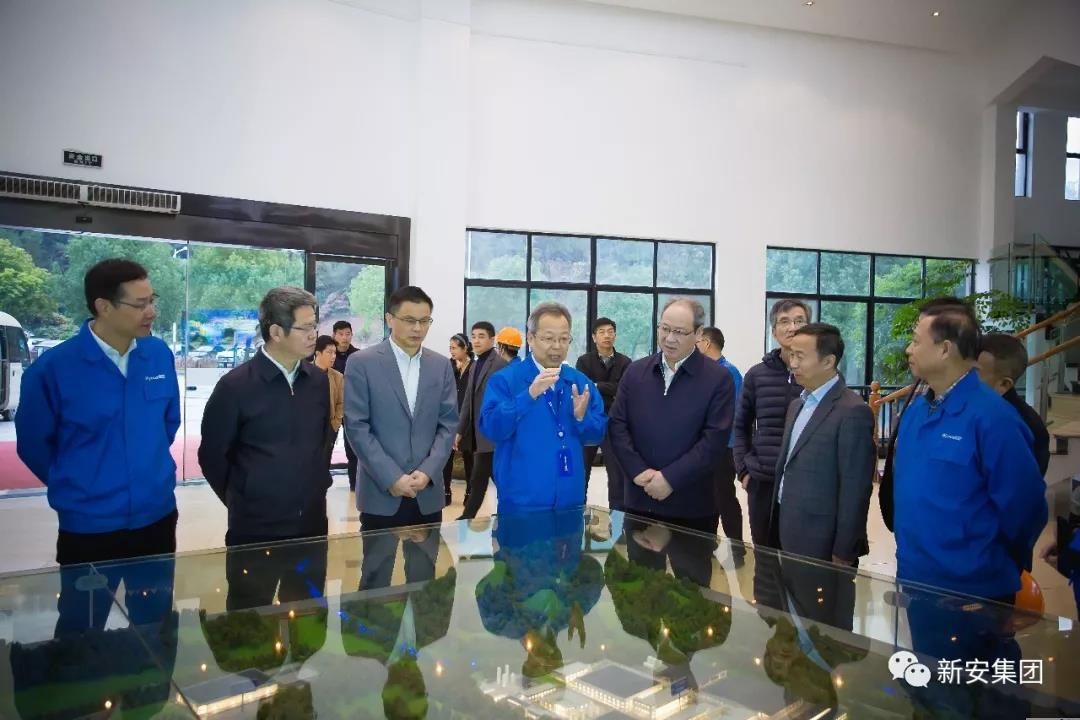 1542357157567208xZ64.jpg 1542357157567208xZ64.jpg